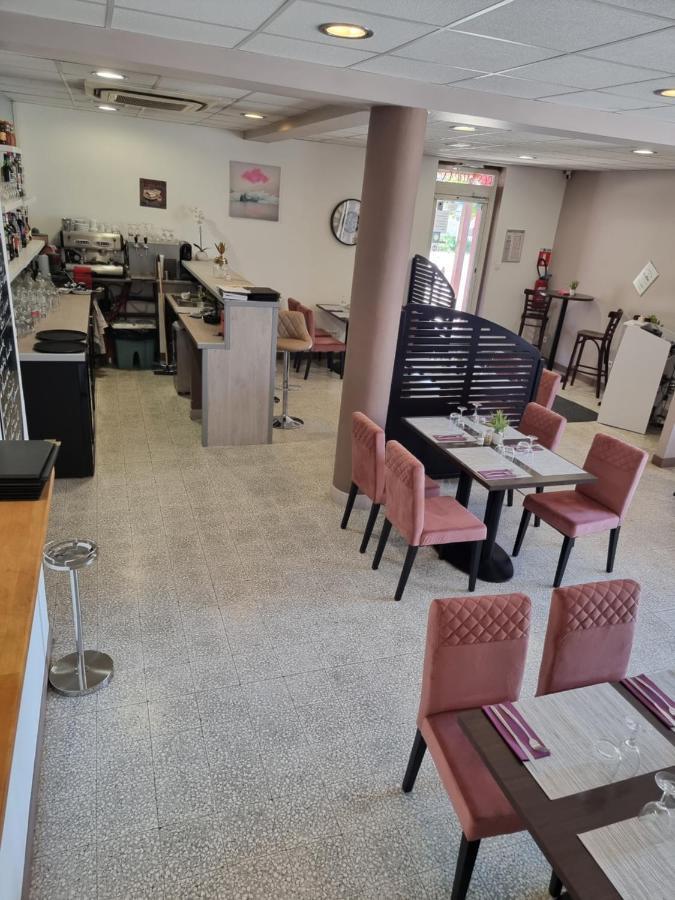 Auberge De La Nougatine Eu La Coucourde Ngoại thất bức ảnh